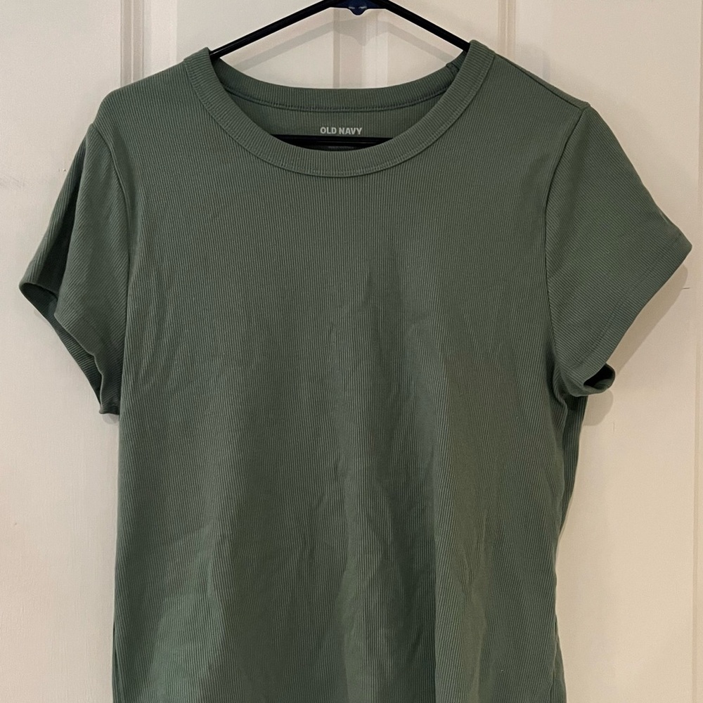 Old Navy Women's Ribbed Short Sleeve Tee in Sage Green